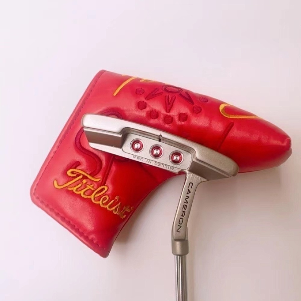 23 Scotty Cameron Putter