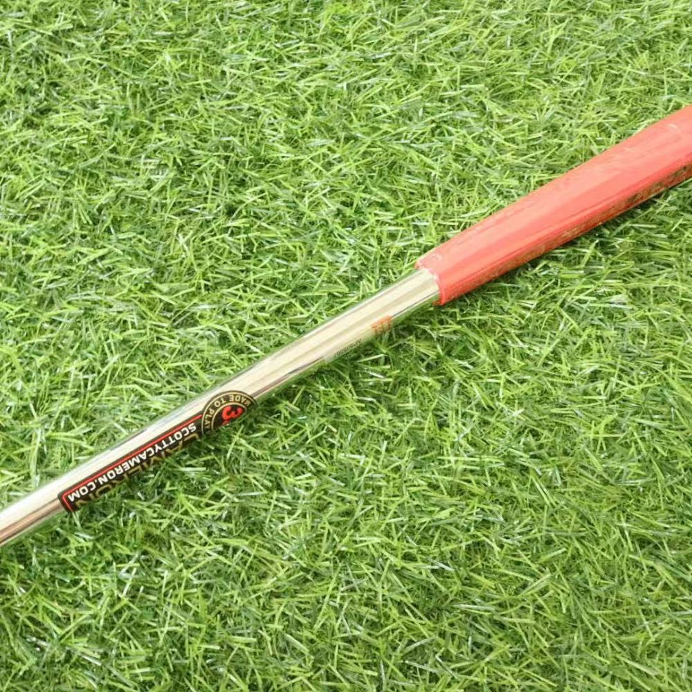 18 Scotty Cameron Putter