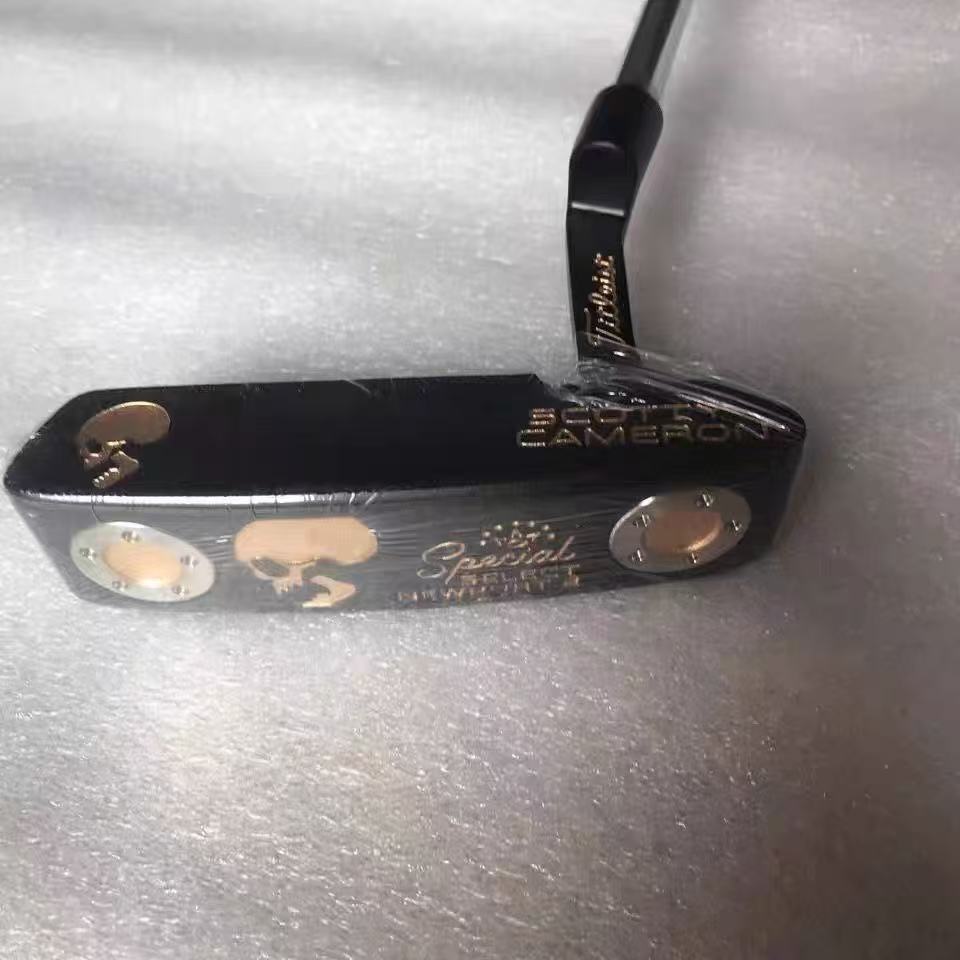 15 Scotty Cameron Putter
