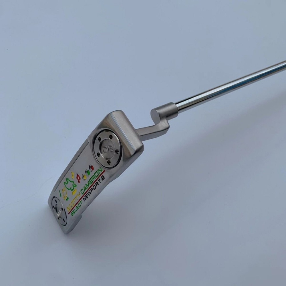 16 Scotty Cameron Putter