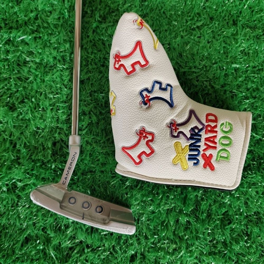 14 Scotty Cameron Putter