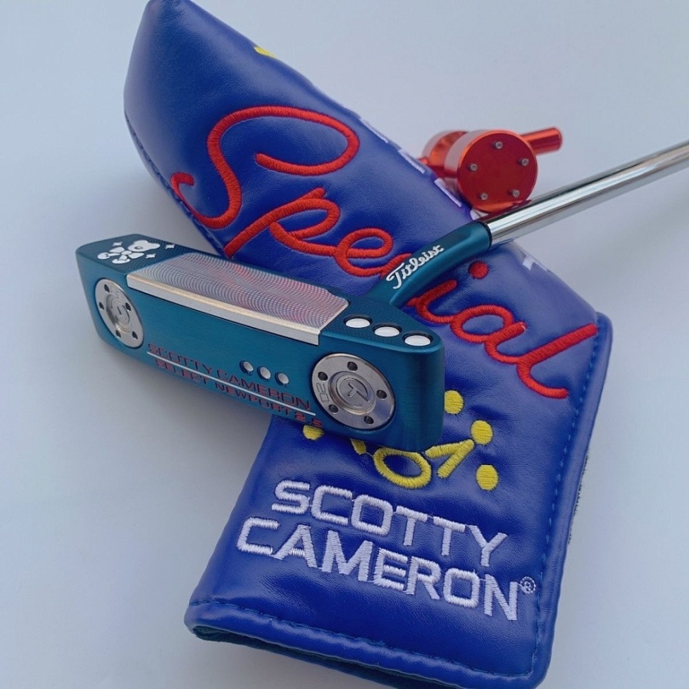 19 Scotty Cameron Putter