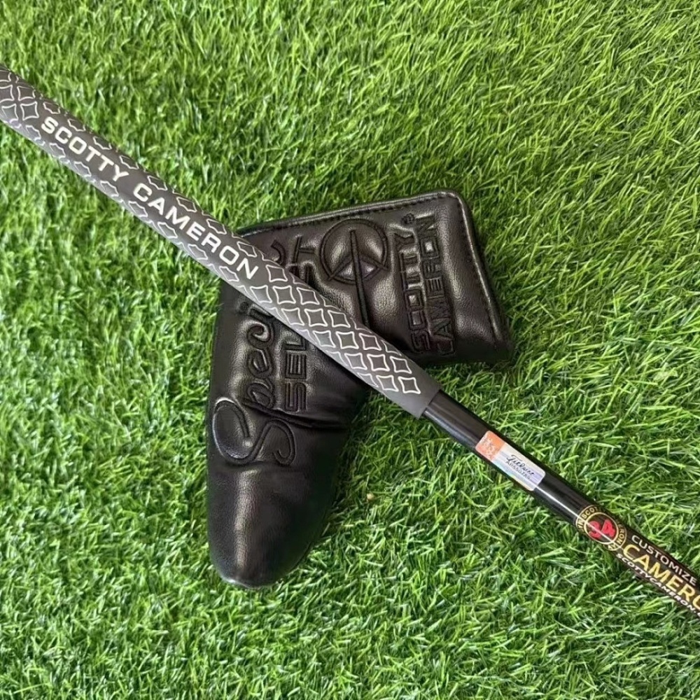 36 Scotty Cameron Putter