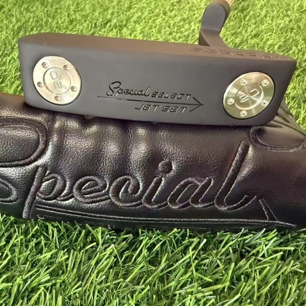 36 Scotty Cameron Putter