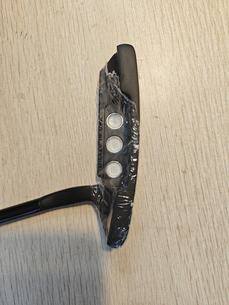40 Scotty Cameron Putter