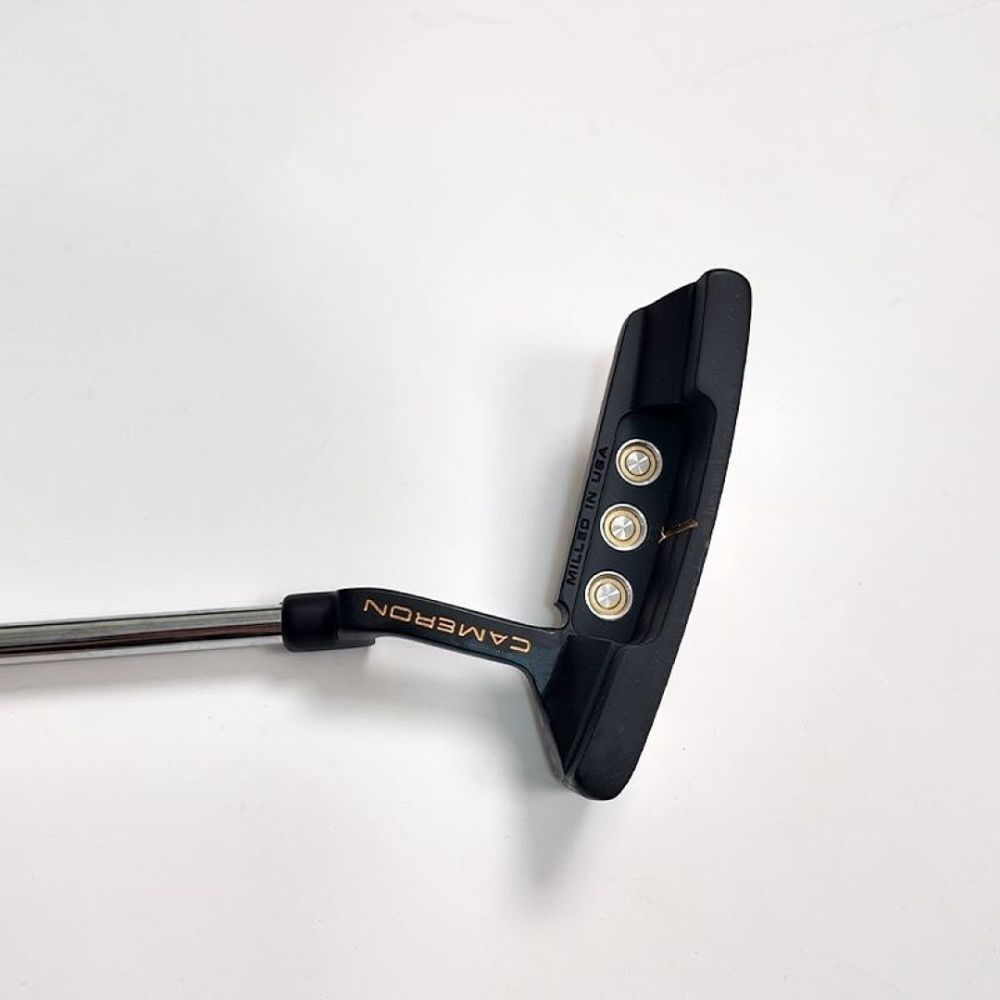 41 Scotty Cameron Putter