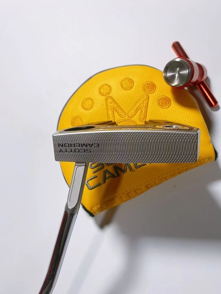 49 Scotty Cameron Putter