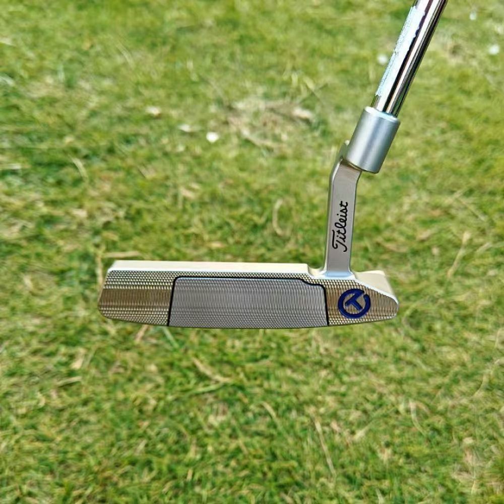 61 Scotty Cameron Putter