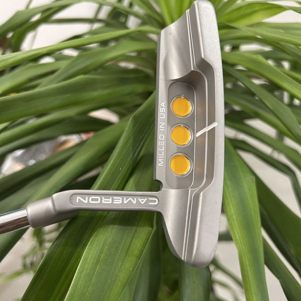 67 Scotty Cameron Putter