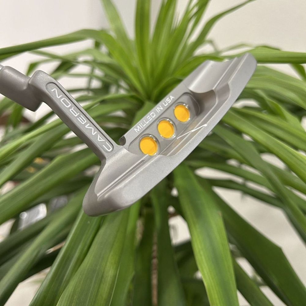 67 Scotty Cameron Putter