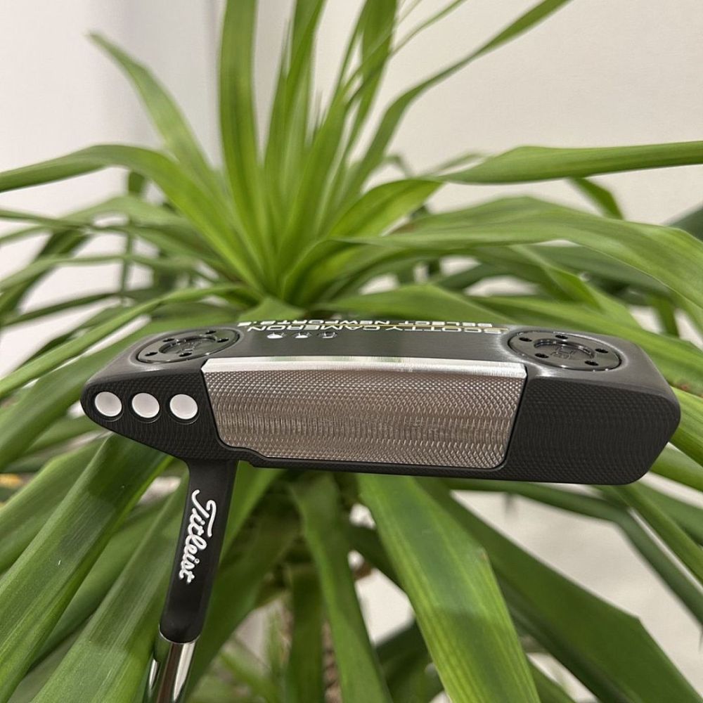 69 Scotty Cameron Putter
