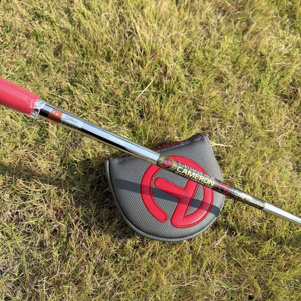 72 Scotty Cameron Putter