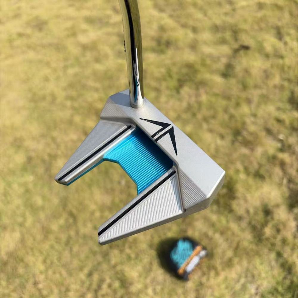 73 Scotty Cameron Putter