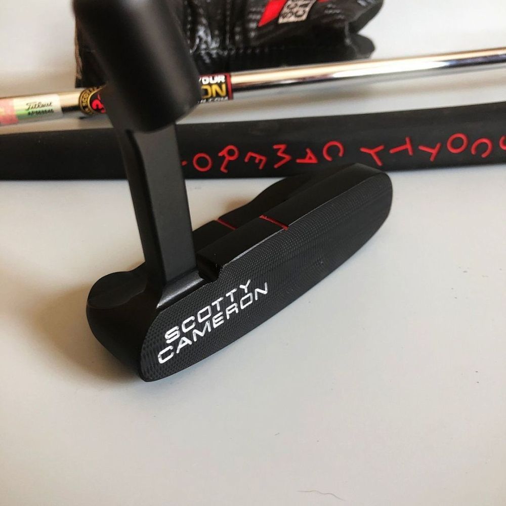 Scotty Cameron Left hand putter 1