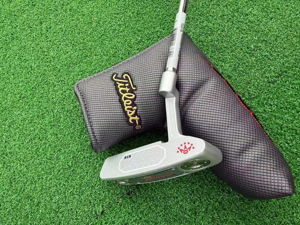 26 Scotty Cameron Putter
