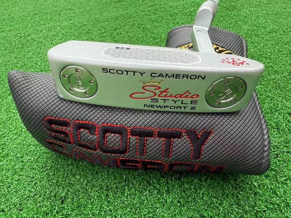 25 Scotty Cameron Putter