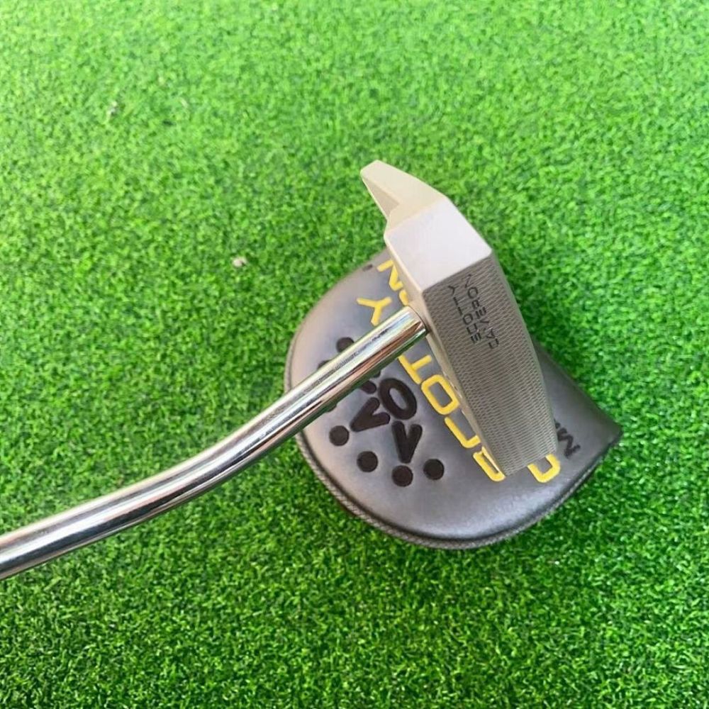 80 Scotty Cameron Putter