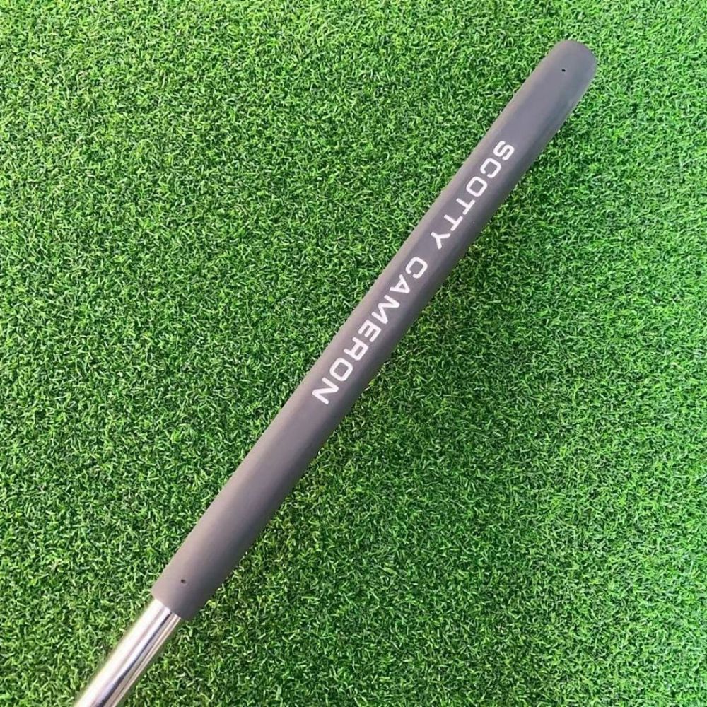 82 Scotty Cameron Putter