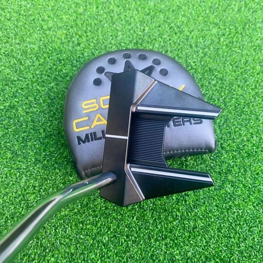 82 Scotty Cameron Putter