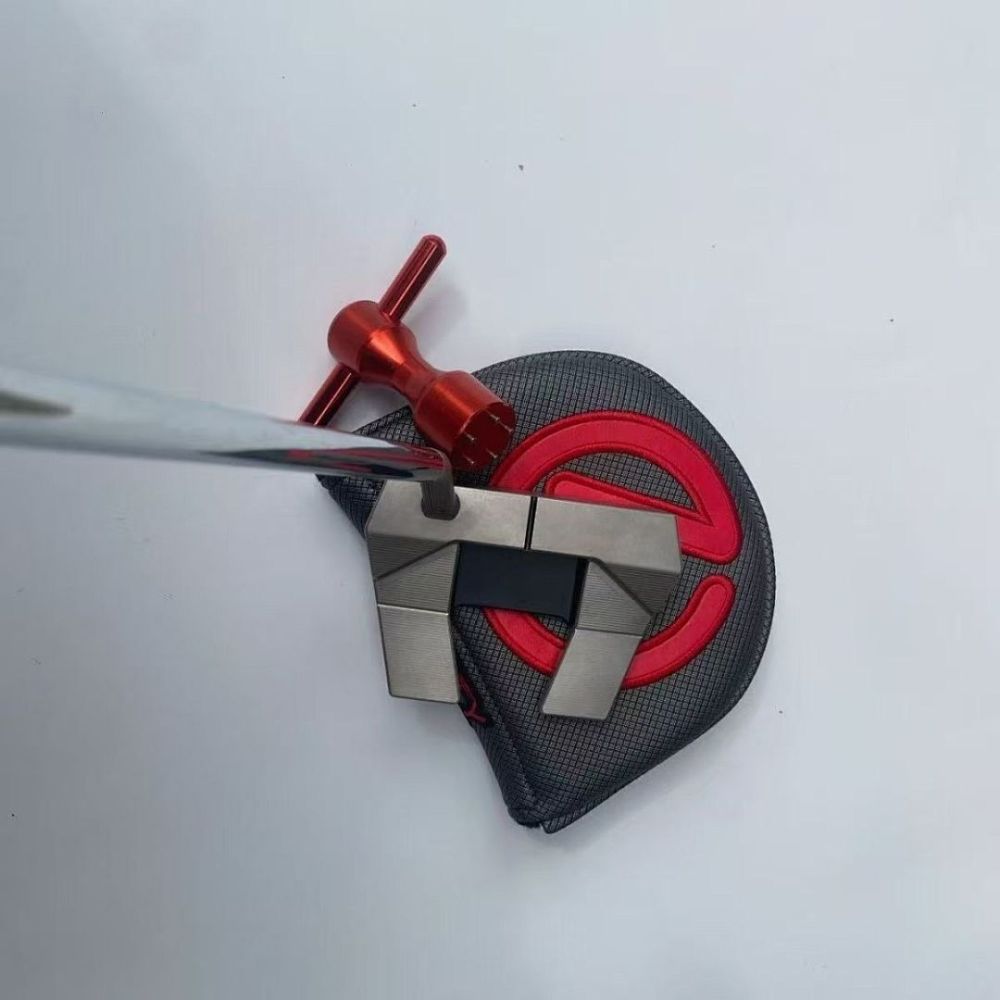 83 Scotty Cameron Putter