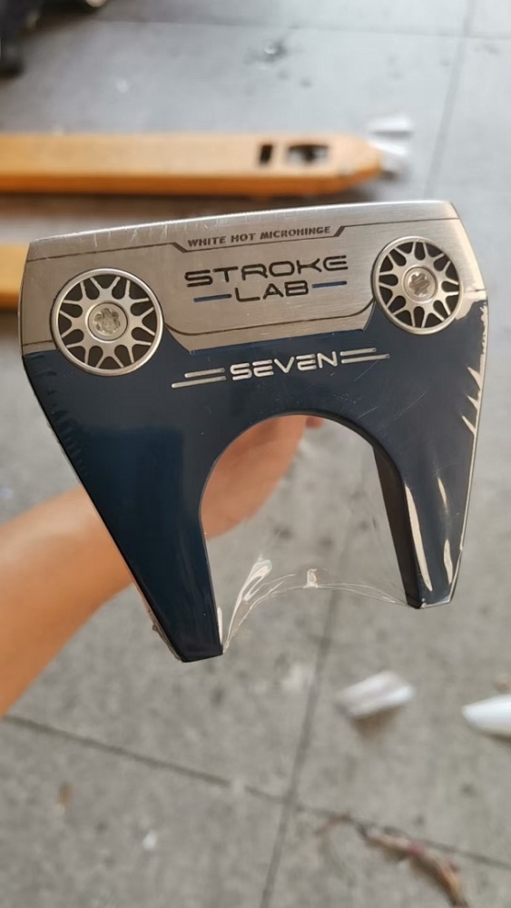 Odyssey Putter-02