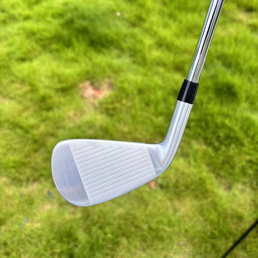 P790 Irons