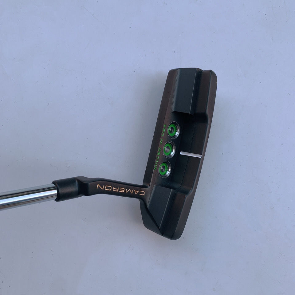 39 Scotty Cameron Putter