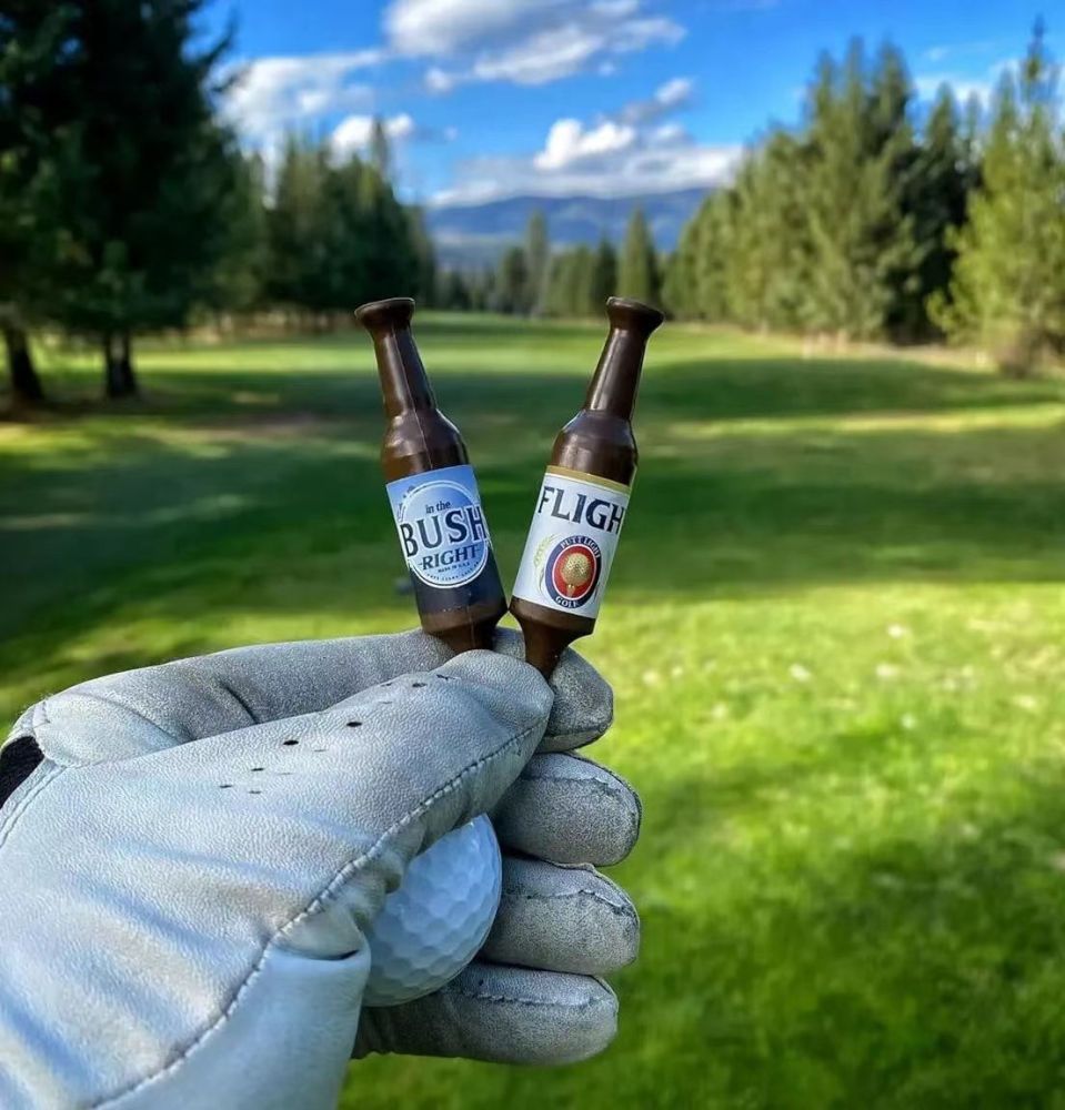 Tee 16