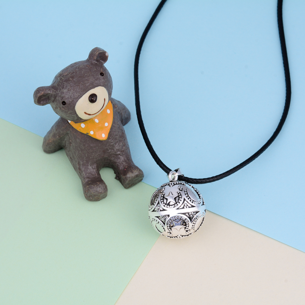 Christmas Style Design Harmony Bola Pendant