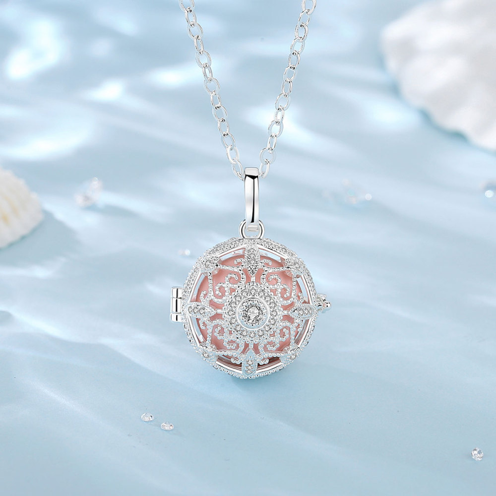 Sparkling Zircon Vintage Pattern Cage Pendant