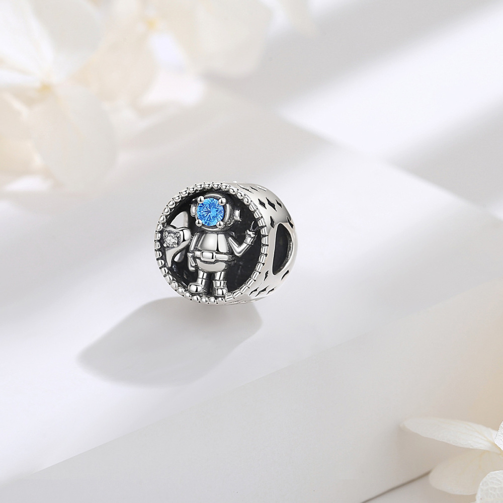 Flat Round 925 Sterling Silver Bead with Astronaut Relief