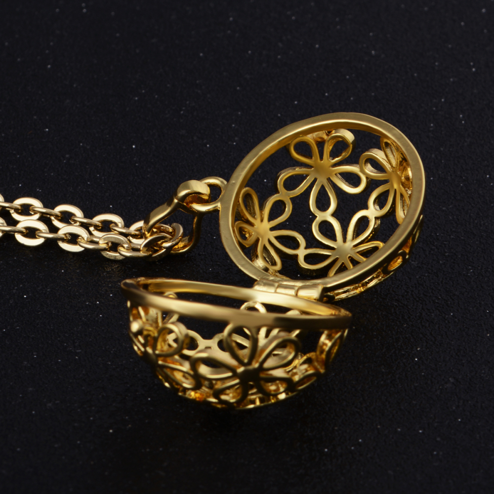 Gold-Plated Copper Relaxing Wind Flower Chime Pendant