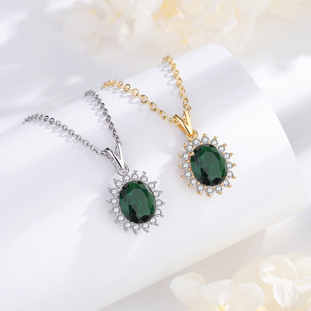 925 Sterling Silver Emerald Green Cubic Zirconia Pendant Necklace