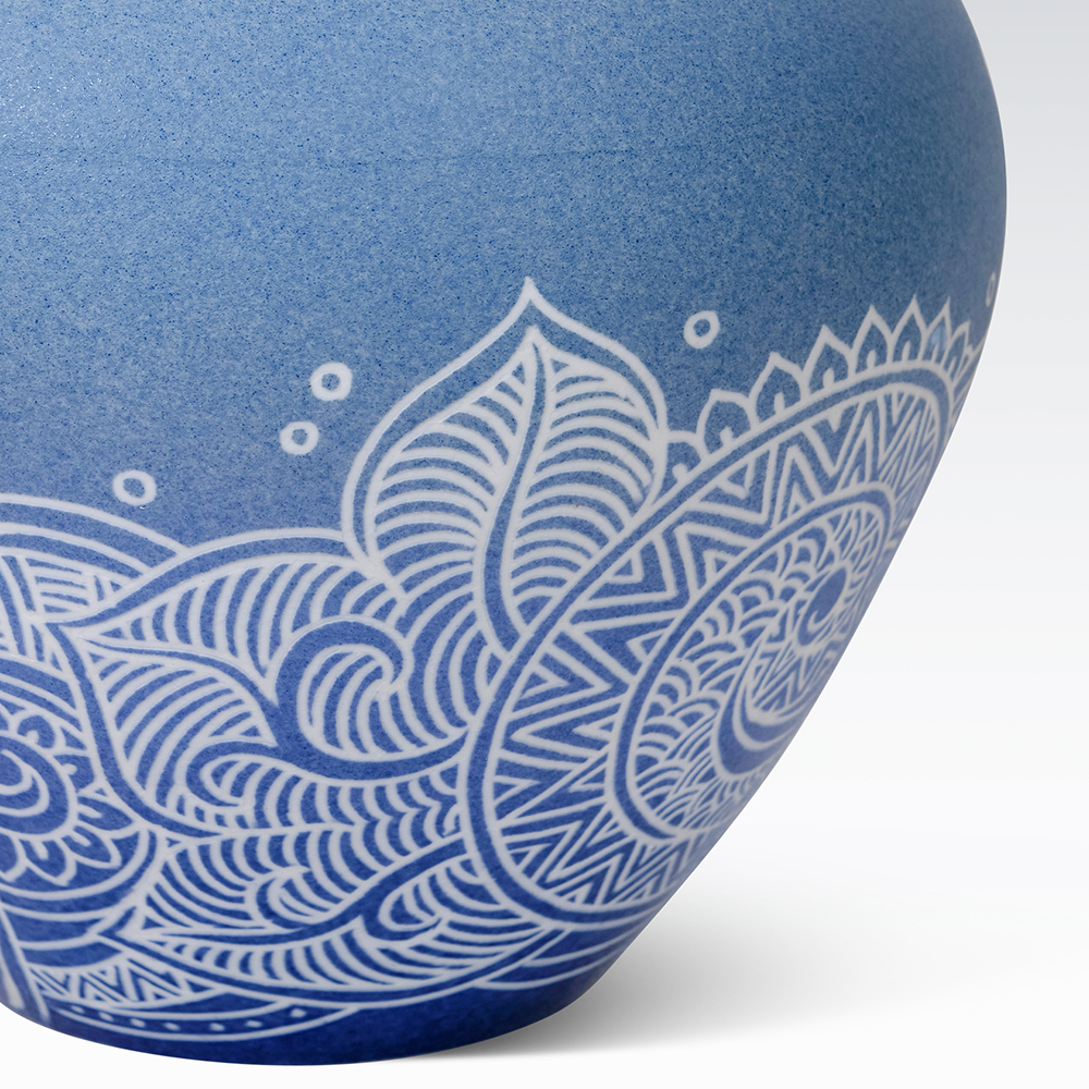 Ceramic | Sculpture | Tropical Whisper