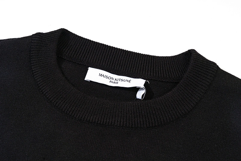 MAISON KITSUNE Autumn and winter MK fox head series 4 high street v-neck single-breasted knitted sweater cardigan couple men's and women's same sweater