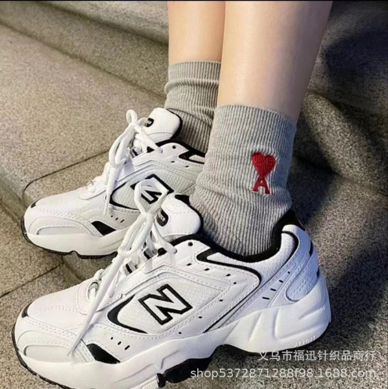 Ami Paris Three pairs of socks, new ami socks with heart A embroidery, four seasons thin design, black and white gray, simple sports, short tube, men's and women's casual cotton socks