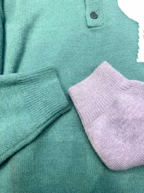 AMI Paris New autumn and winter polo collar knitted sweater with large peach heart buttons, loose casual unisex sweater, versatile top