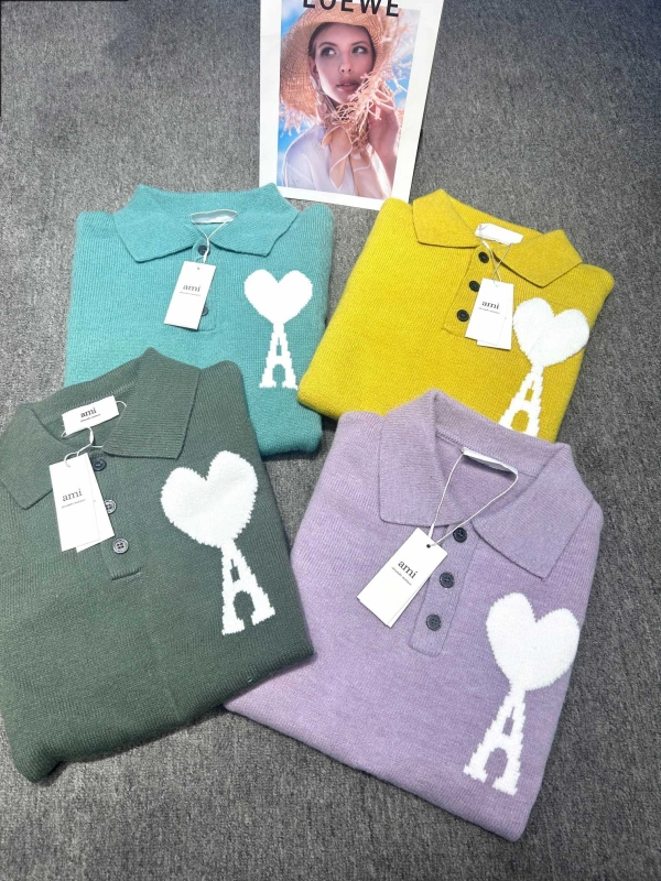 AMI Paris New autumn and winter polo collar knitted sweater with large peach heart buttons, loose casual unisex sweater, versatile top