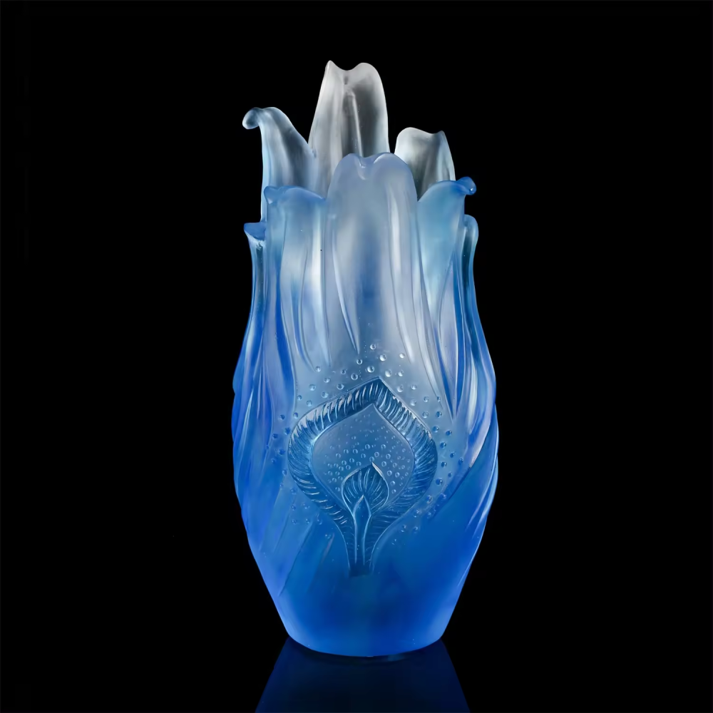 Wholesale Nordic Light Luxury Colorful High-value Crystal Vase Custom Middle-size Glass Flower Table Vase