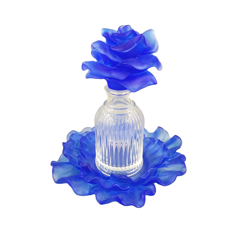 2021 Middle East style wedding decoration crystal rose top crystal perfume bottle with crystal base 150 ml
