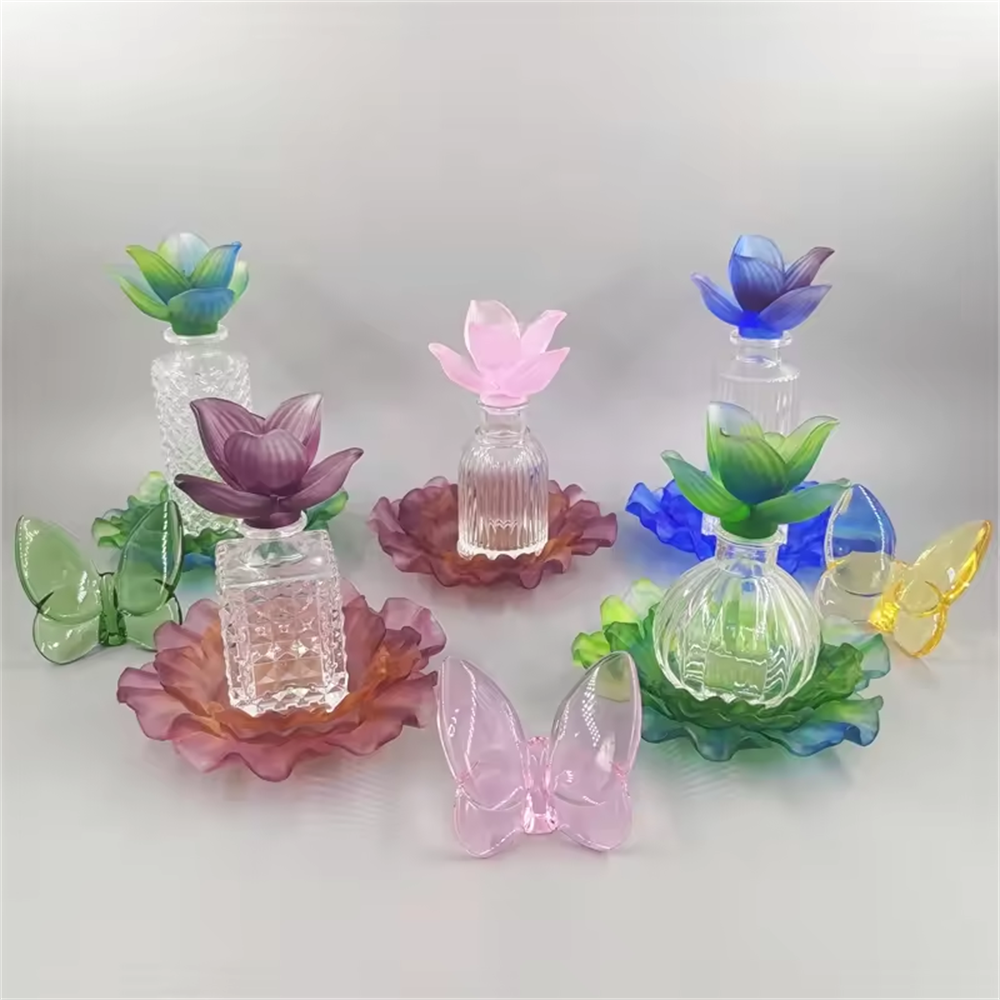 2021 European style handmade crystal glass flower bottle liu li gift crystal perfume bottle
