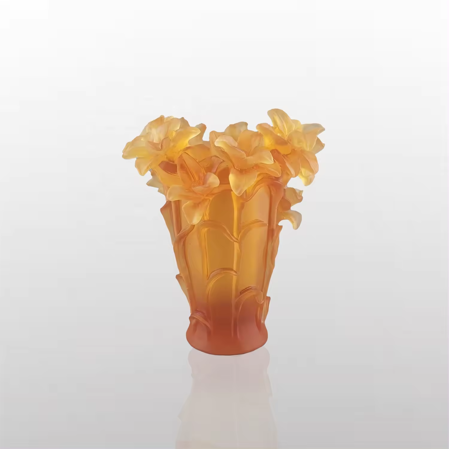 Middle Eastern Style Orchid Shaped Crystal Flower burner Using Crystal Carving Techniques Can Be Used For Home Decor
