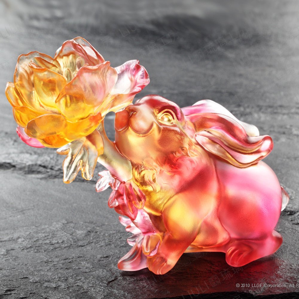 Lingering Fragrance of Goodness in the Heart (Goodness) - Rabbit Figurine