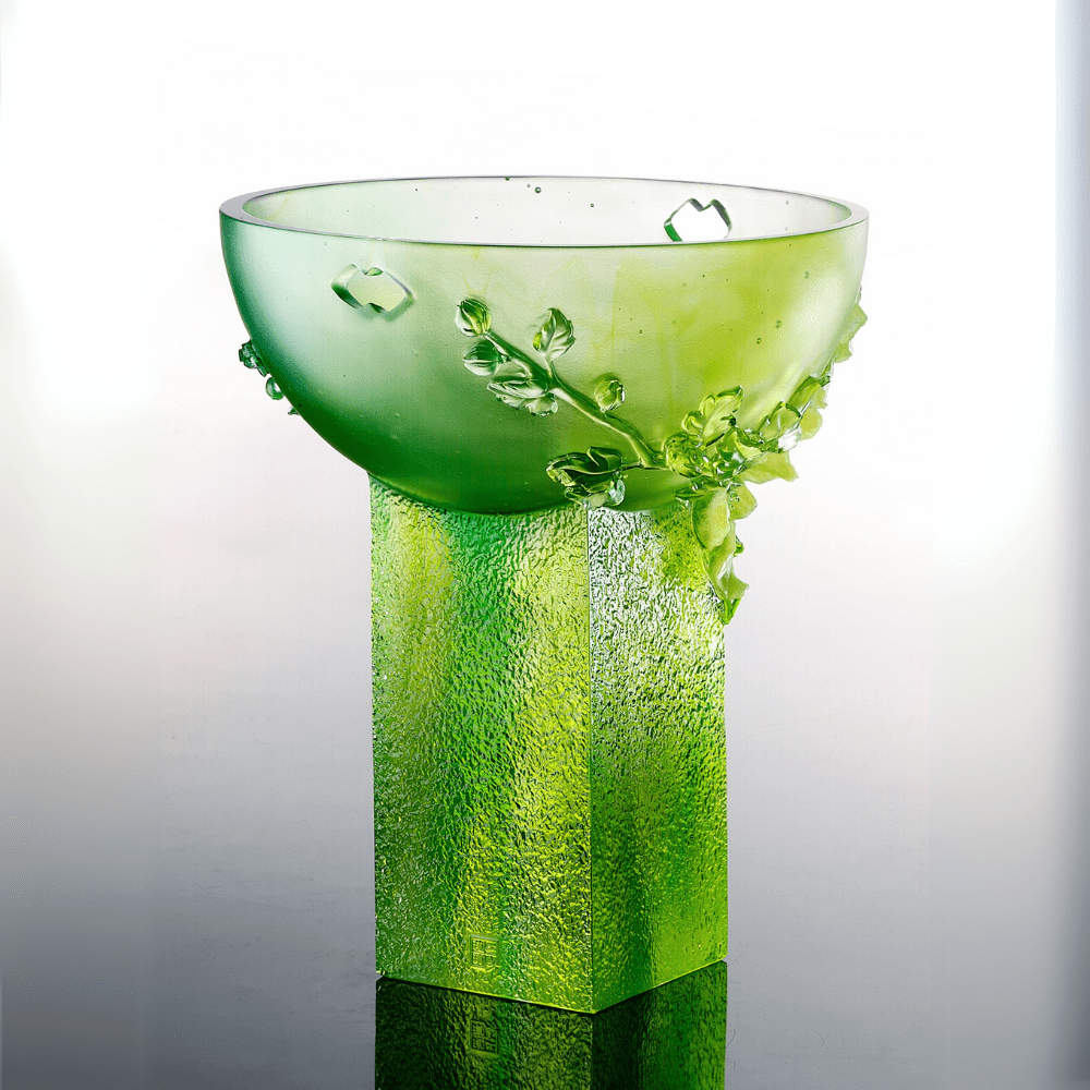 Crystal Floral Vase, Hibiscus, Embodiment of Beauty - Precious Hibiscus