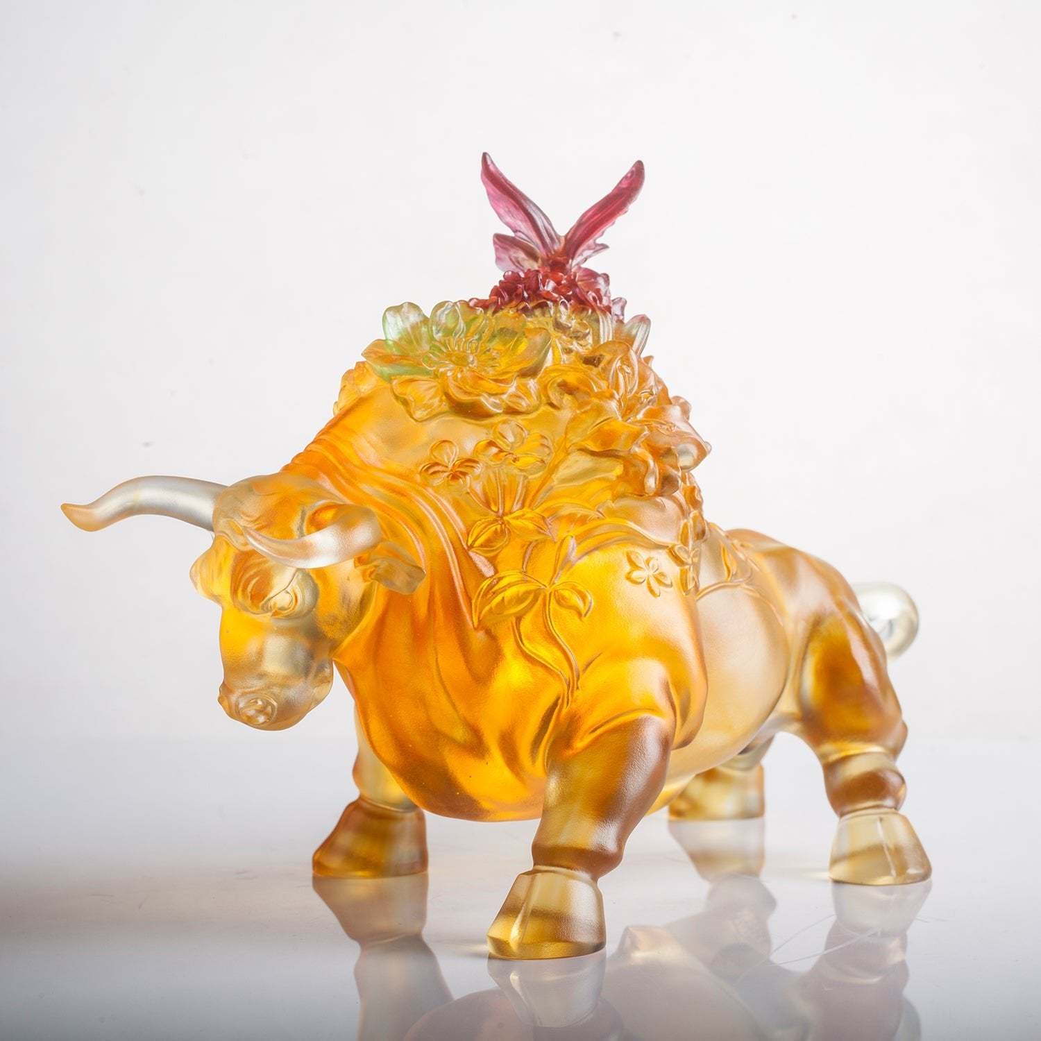 LIULI Crystal Art Year of the Ox Sign Step into Prosperity