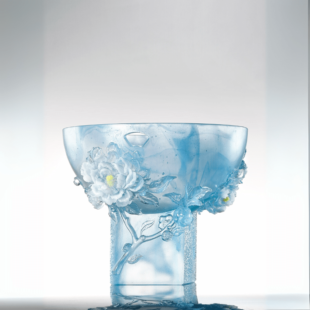 Crystal Floral Vase, Peach Blossom, Embodiment of Beauty - Lush Peach Blossom