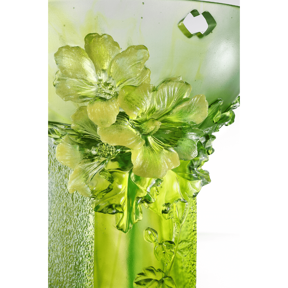 Crystal Floral Vase, Hibiscus, Embodiment of Beauty - Precious Hibiscus