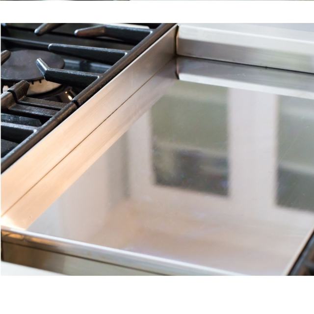 Commercial kitchen equipment 4 burner gas range  with griddle