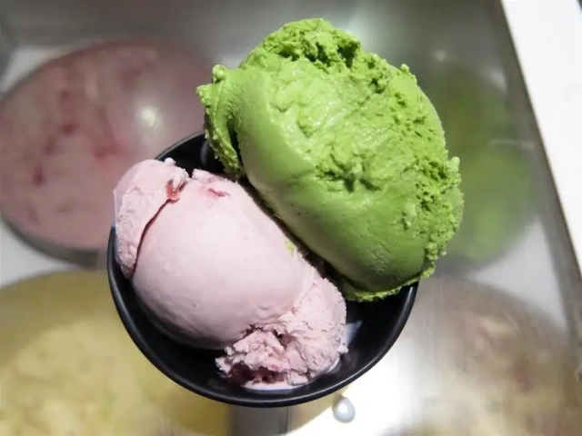 Italian Gelato Commercial Hard Ice Cream Machine 3 flavor