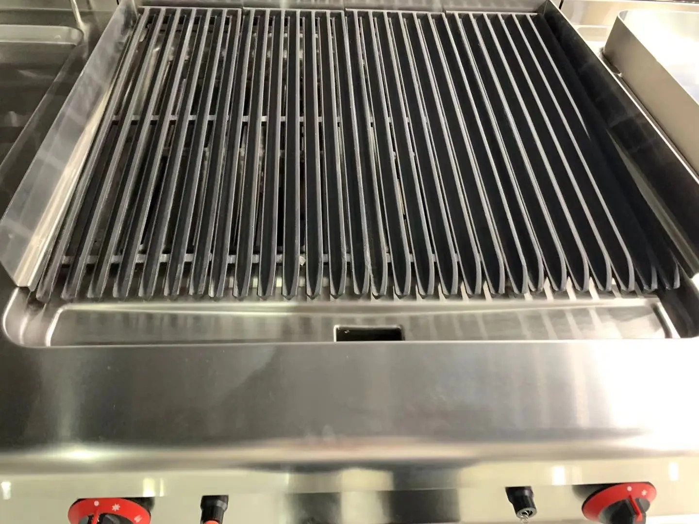 Table Counter Top Vertical BBQ Electric Lava Rock Grill with Cabinet